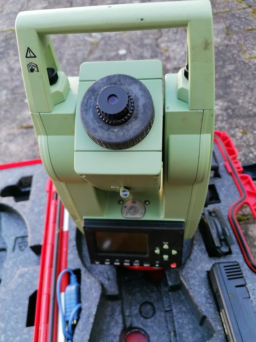 Estação Total Leica TC307 completa