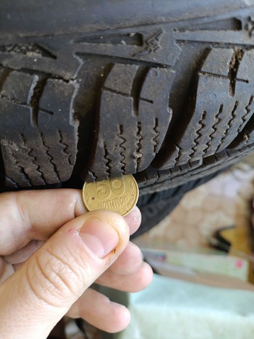 Зимові шини Goodyear UltraGrip Ice+ 185/60 R15 (Пара)