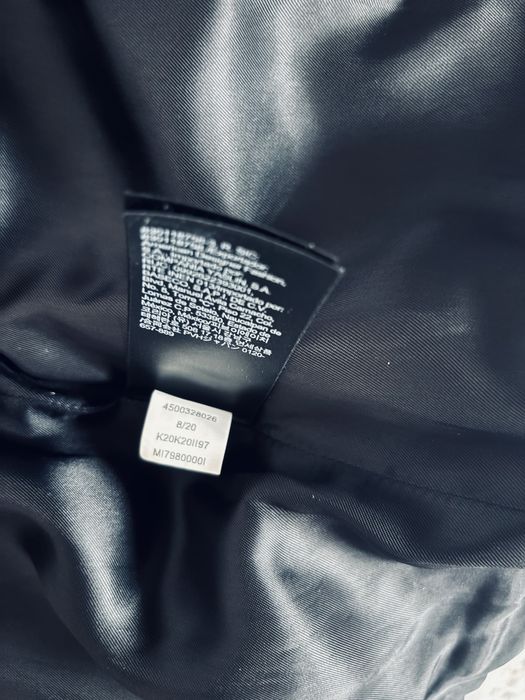 Czarny klasyczny długi wełniany płaszcz Calvin Klein S 36