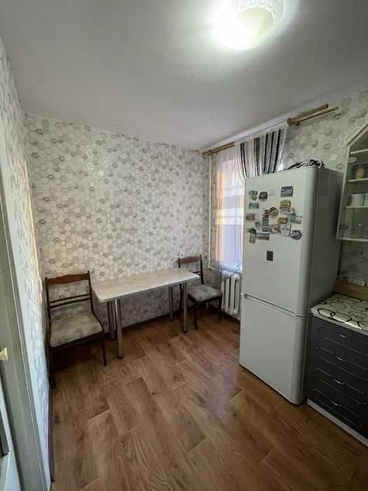 ПРОДАМ 2 кім. квартиру! СУПЕР - ЛОКАЦІЯ - Зарічанська! • ID 3318