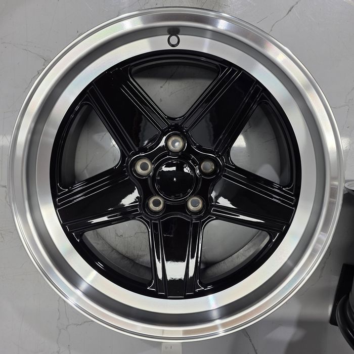 Jantes 16" e 17" Compatíveis Mercedes AMG Penta W123 W115 5x112
