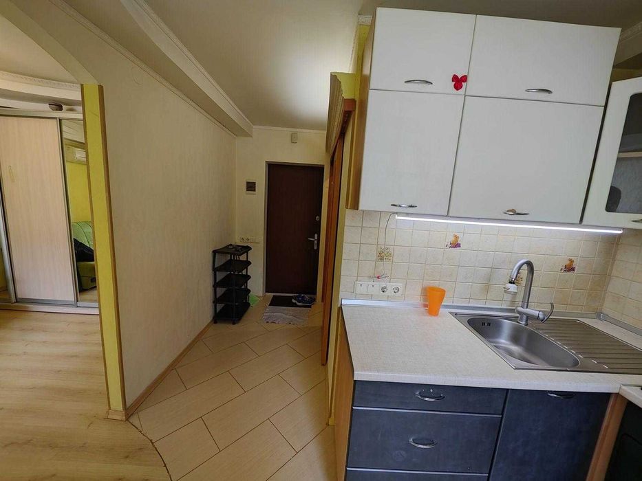 Оренда 1-к, Оболонський район, метро Оболонь, вул. Йорданська 4