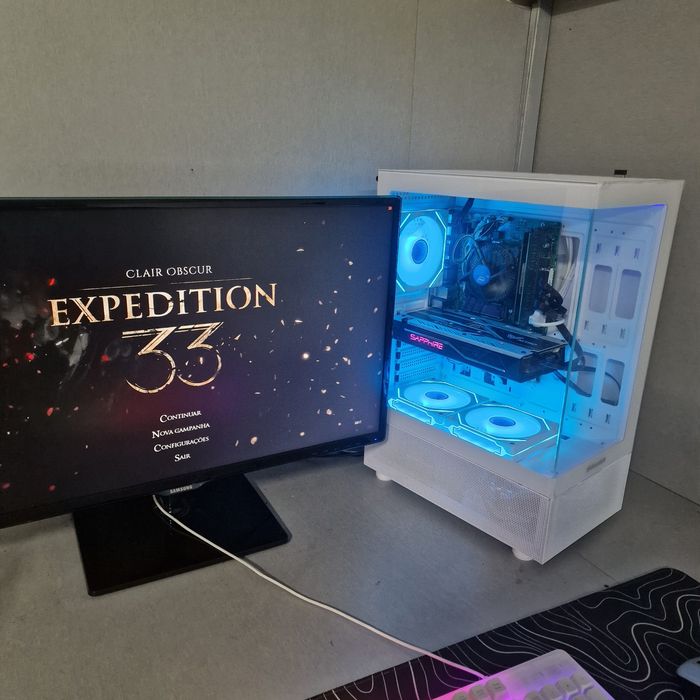 Torre Gaming RGB i3 8100, RX 480 4Gb, 12Gb Ram Ddr4, SSD