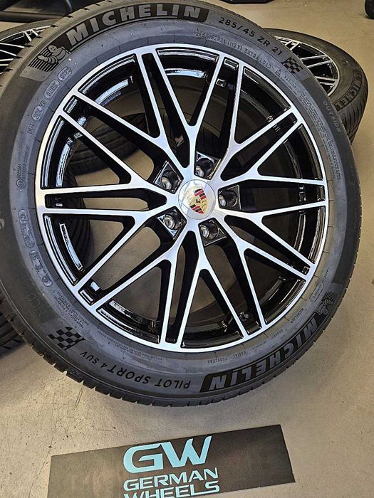 Оригінальні 21 - дюймові диски Porsche Cayenne Coupe RS Spyder