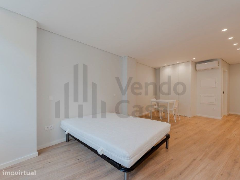 Arrenda-se T0 Novo - Braga Centro Histórico