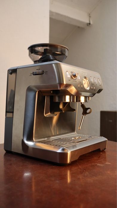 Máquina de Café Sage Barista Express -1 ano garantia