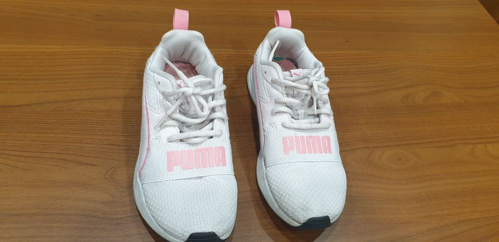 Sprzedam buty damskie dziewczęce Puma r37 23cm