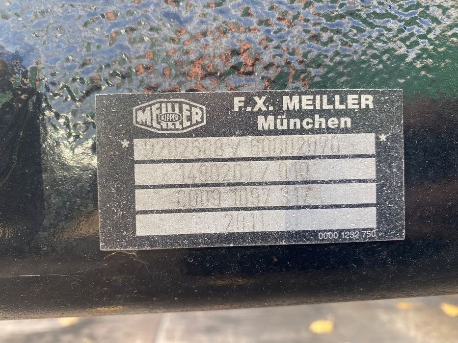 Zabudowa kipper kiper wywrotka Meiller Skibicki Carnehl trzystronna