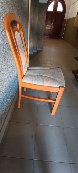 Drewniane tapicerowane krzesła - komplet 6 szt