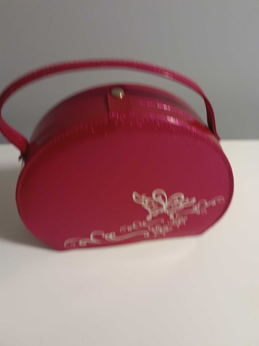 Torebka pudełko na biżuterię kosmetyczka