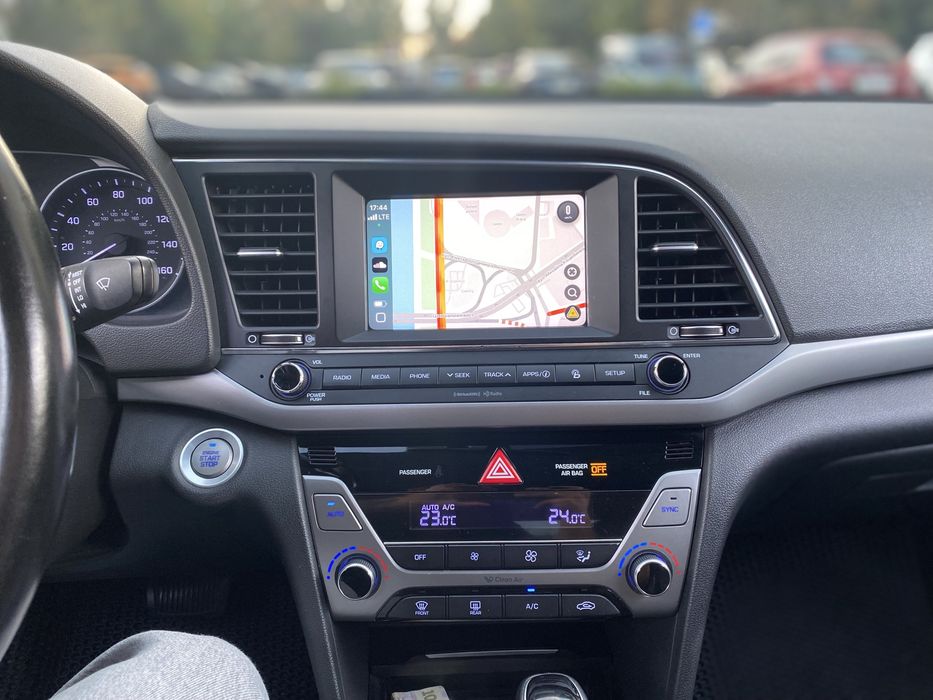 Hyundai Elantra AD (Limited) 2016