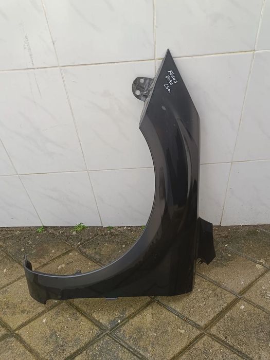 Guarda lamas esquerdo Ford focus 2010