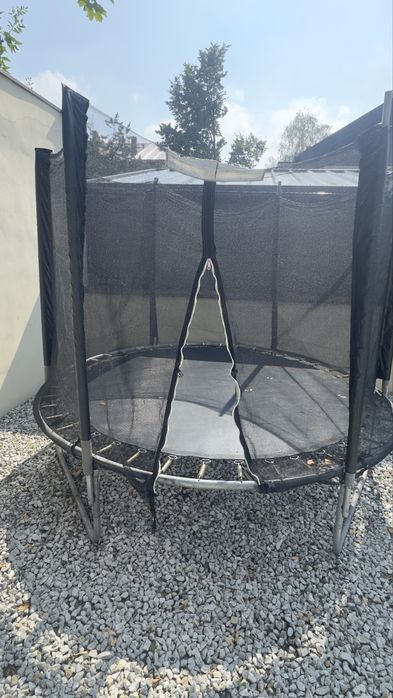 Trampolina ogrodowa