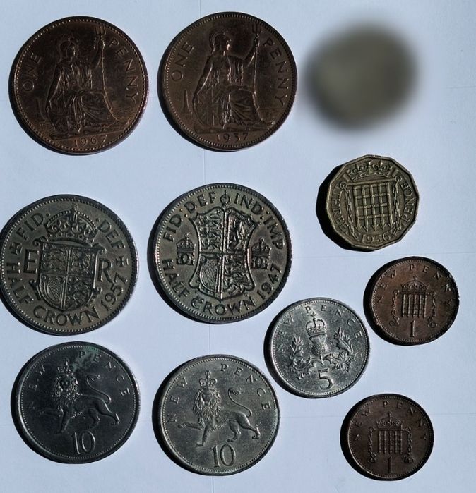 Conjunto 10 moedas antigas Inglaterra vários anos