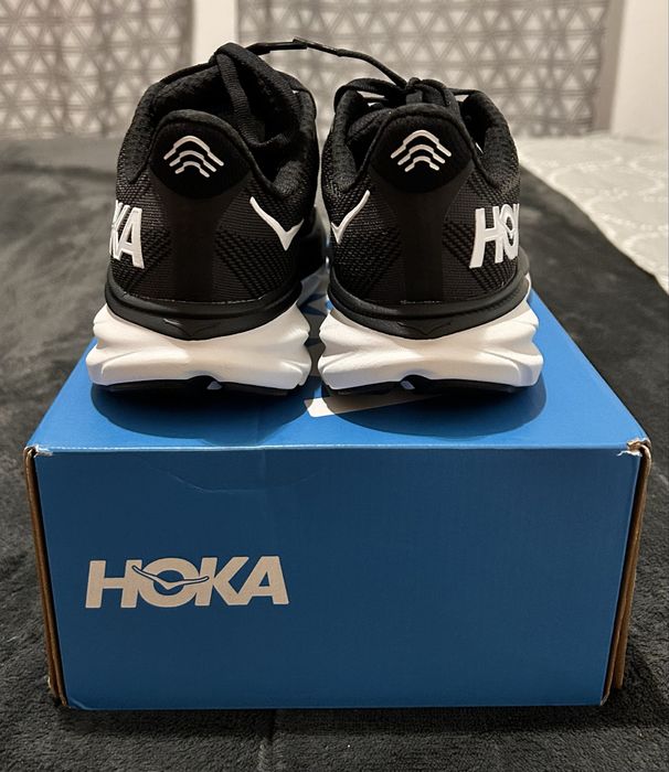 Sapatilhas Hoke Clifton 9