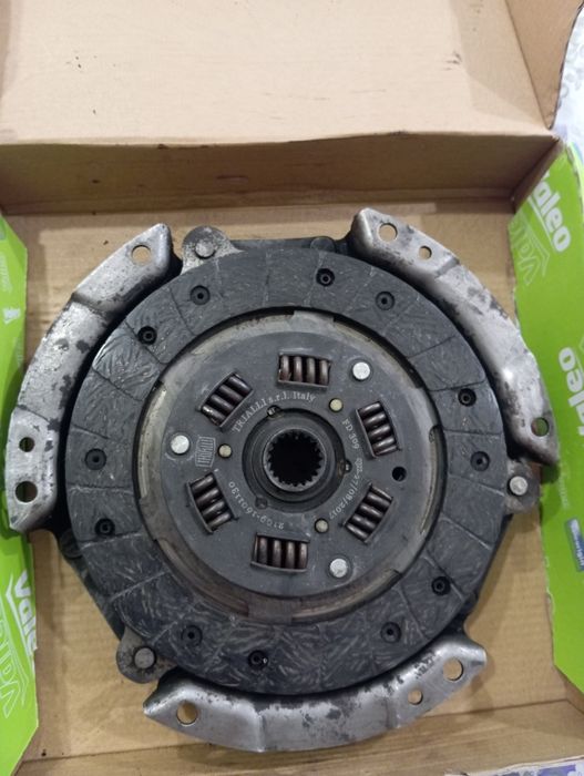 Продам корзину и диск сцепления Trialli Italy для ваз 2109