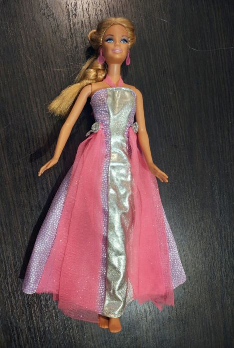 Lalka Barbie z 1999 r.