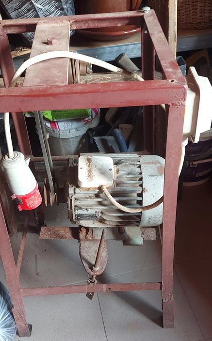 Silnik na nóżkach 1,5kw