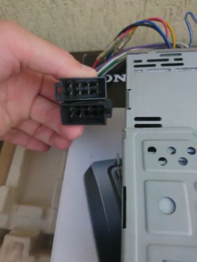 Radio SONY Xplod 4x45w + kostka + kieszeń USB MP3 CD AUX