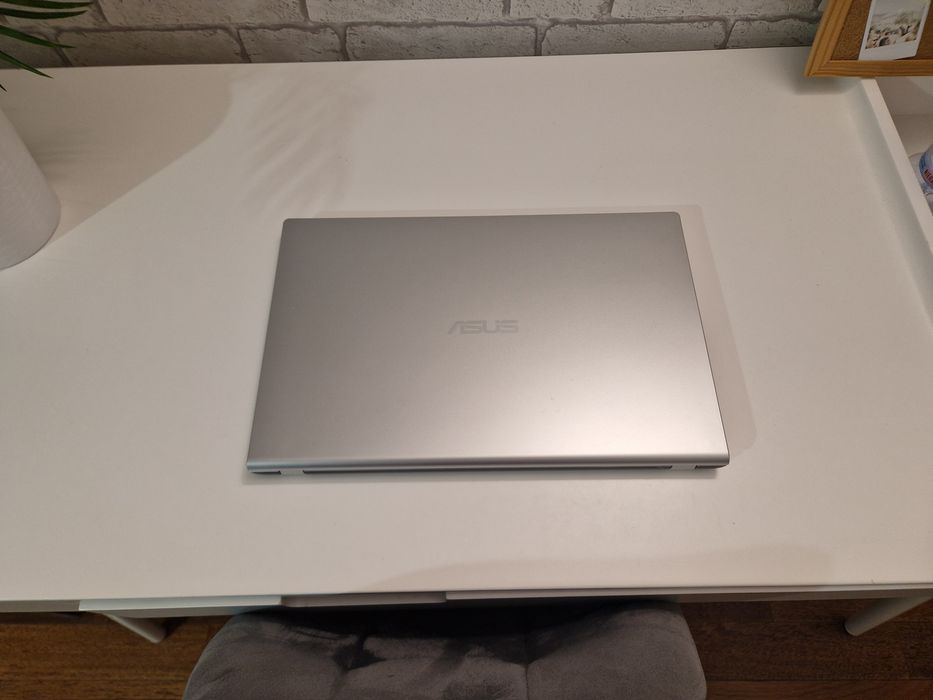 Laptop Asus X515EA-BQ1226W 15,6 " Intel Core i3 8 GB / 512 GB srebrny
