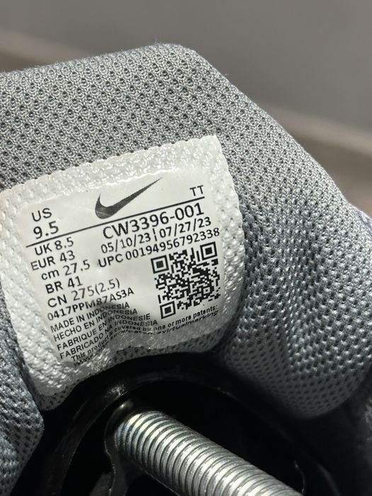 Nike Чоловічі кросівки Air Max Alpha Trainer 4 Cool Grey чорні CW3396-001