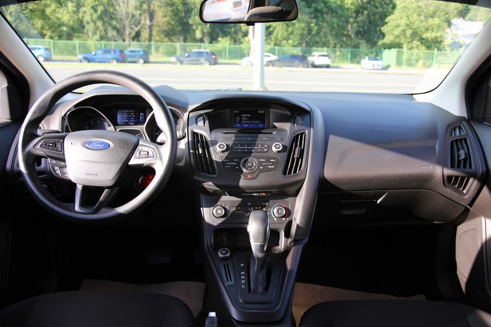 Ford Focus 2017 VIN 1FADP3K23HL247283 фото оголошення 12 з 20