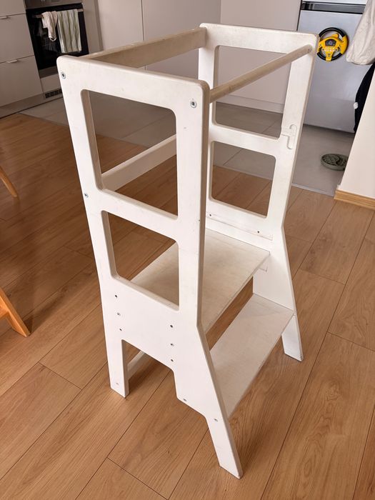 Kitchen helper mecan wood