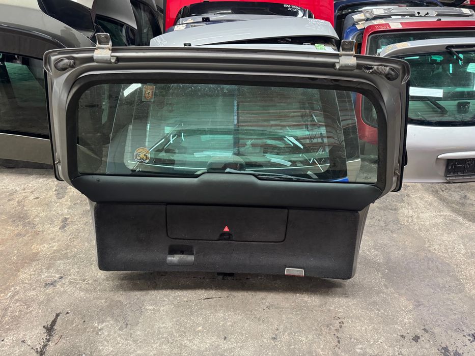 TAMPA DA MALA AUDI A6 SW ALLROOAD 1998