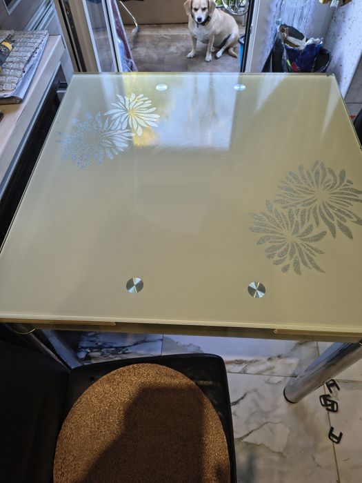 Stół szklany używany