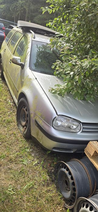 VW Golf IV 4 Kombi 1.9 TDI Srebrny LA7W na części BLACHARKA STAN BDB / CAŁOŚĆ Zblewo