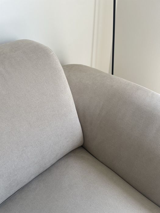 Sofá com chaise-longue