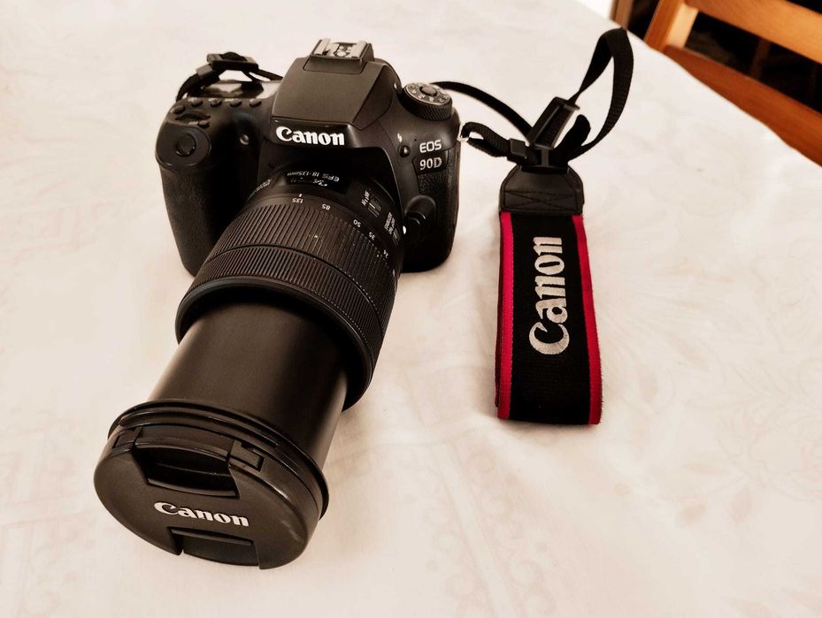 Canon EOS 90D + Lente 18-135mm