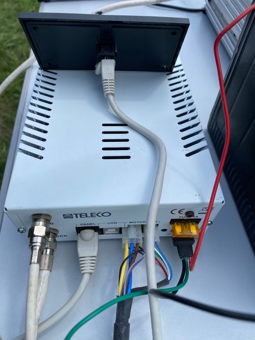 Antena kemping kamper TIR  Teleco Flatsat Classic 65