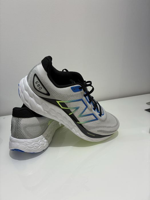 Tenis New Balance 680