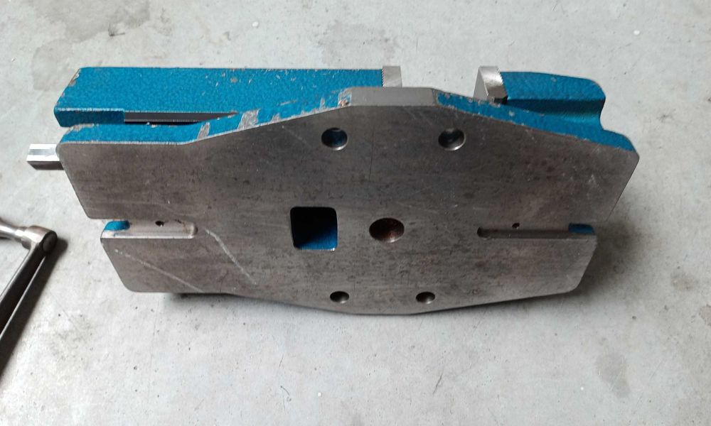 Imadło maszynowe Röhm 711-04 - szerokość 160mm
