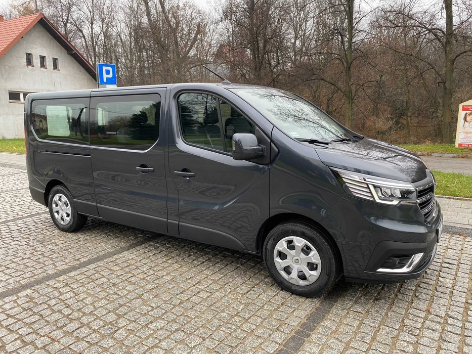 Wynajem busa 9 osobowego NOWY, wypożyczalnia busów,osobówek, transfery