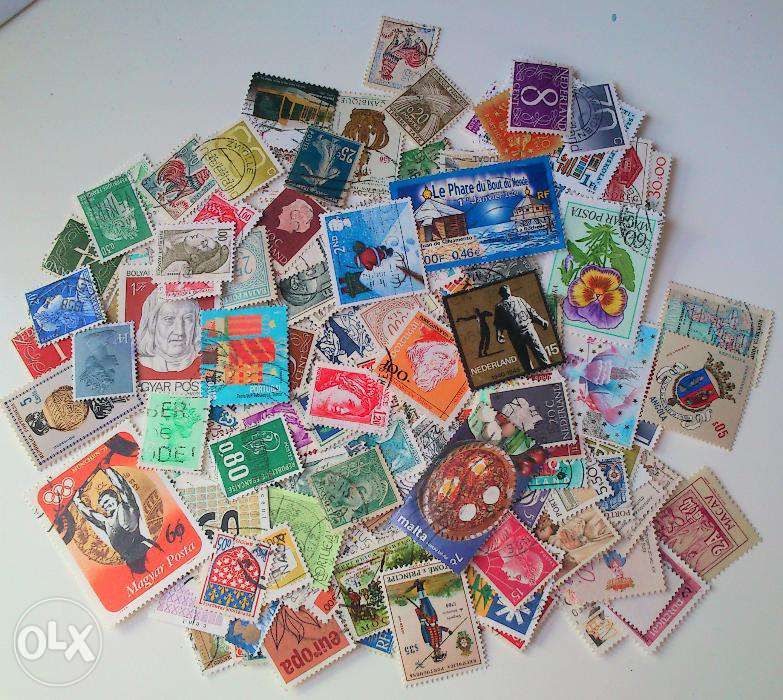 Lote de 500 selos todos diferentes de vários países