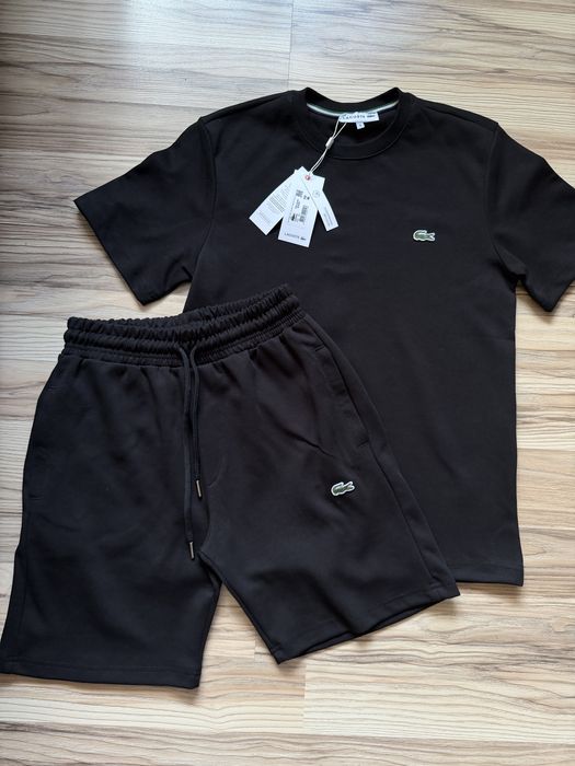 Komplet meskie z logo Lacoste Koszulka + Spodenki