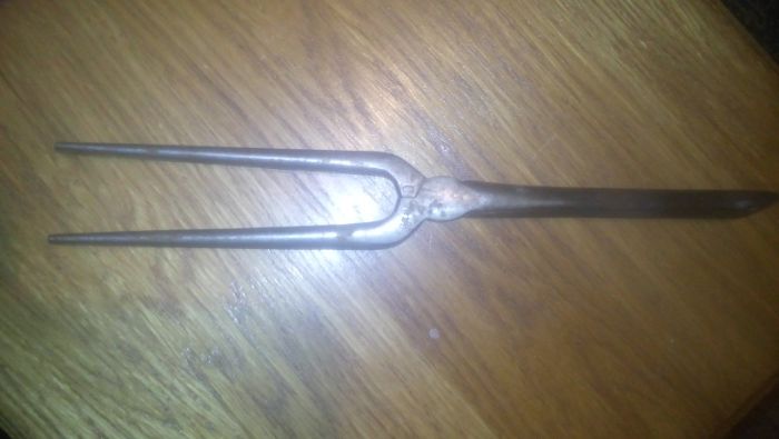 Щипцы для завивки врлос.