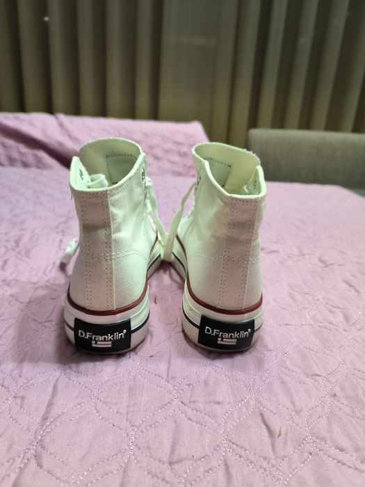 Sapatilhas brancas D.Franklin