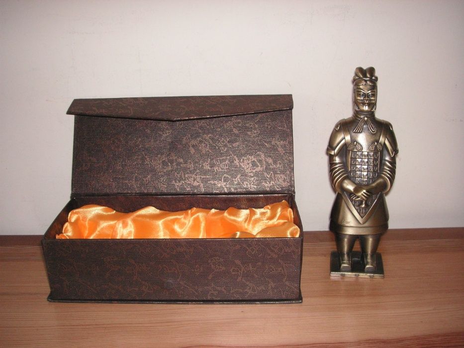 Guerreiro Terracota Bronze ( NOVO )