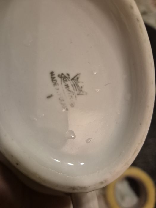 Porcelanowa sosjerka z Karoliny