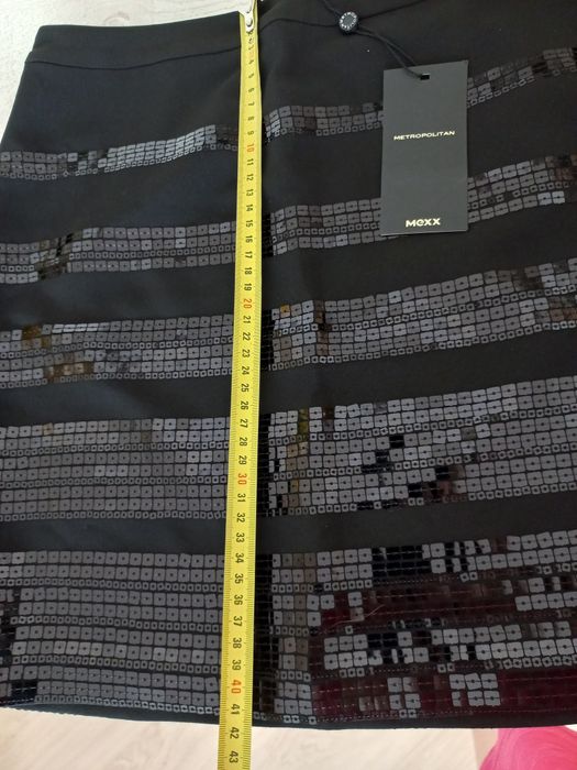 Продам спідницю  MEXX