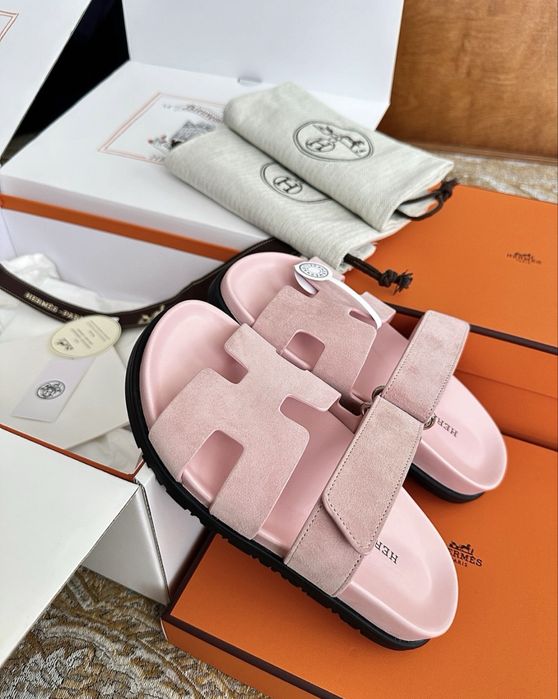 Останні Рожеві шльопанці Hermes найвища якість  38