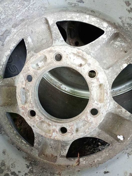 Диски з резиною R15 4 шт на Mitsubishi Pajero / Toyota Hilux