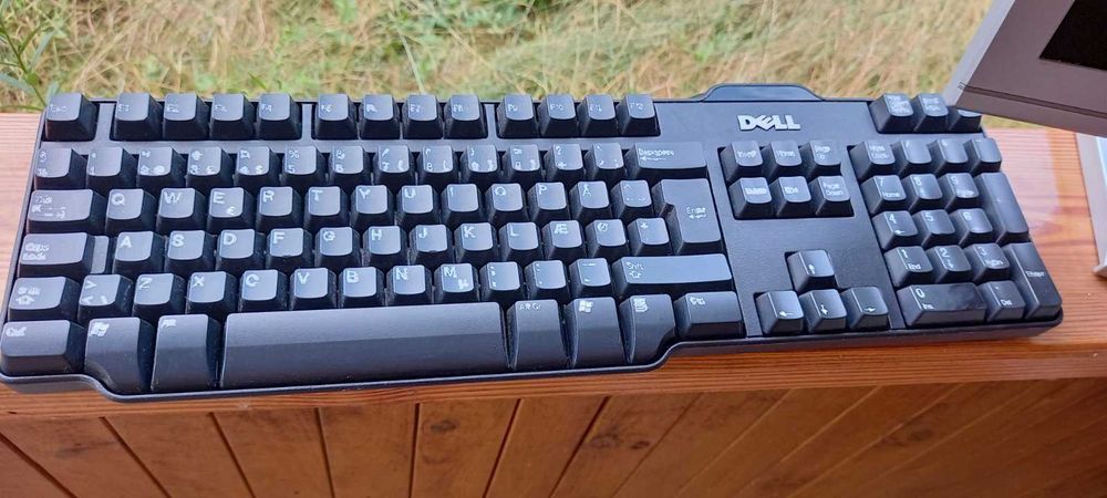 Монітор Medion md 30999 pq 17 дюймів