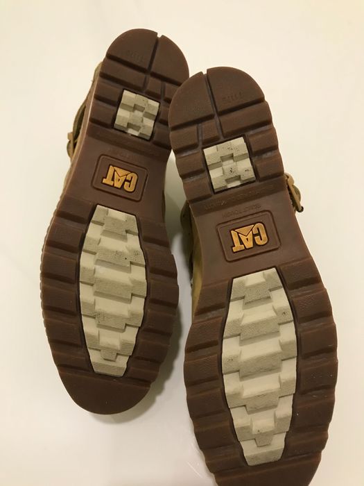 Botins de Senhora Caterpillar