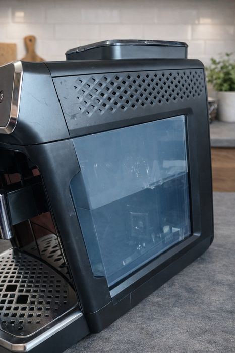 Кавомашина Philips EP2220 – ваша ідеальна кава в один дотик