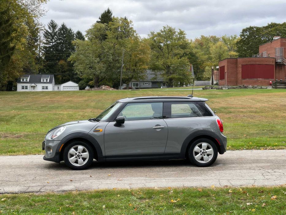 MINI Cooper 2-Door      2015