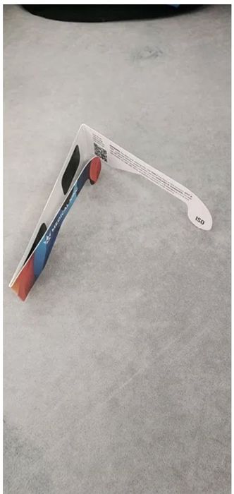 Óculos para o eclipse Medical King